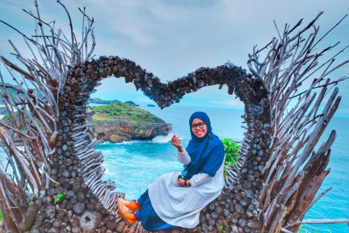 12 Destinasi Menarik di Itinerary Pacitan Yogyakarta 3D1N
