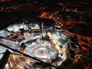 Menikmati Pemandangan Kota Mekkah dan Belajar Dunia Astronomi di Clock Tower Museum
