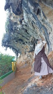 Melepas Penat di Gili Iyang: Pulau Oksigen dari Madura