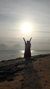 Melepas Penat di Gili Iyang: Pulau Oksigen dari Madura