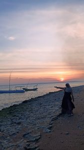 Melepas Penat di Gili Iyang: Pulau Oksigen dari Madura