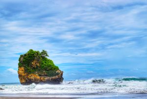 Pantai Pasur Blitar