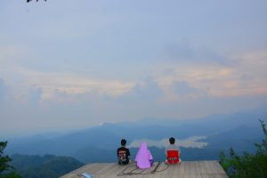 Menikmati Keindahan Alam Kali Biru Yogyakarta