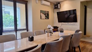 Review Lengkap JC Lounge & Café: Surga Thai Food Otentik dan Café Friendly