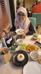 Review Lengkap JC Lounge & Café: Surga Thai Food Otentik dan Café Friendly